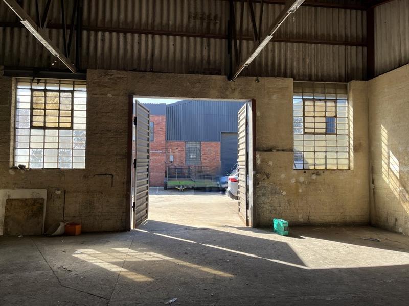 To Let Commercial Property for Rent in Montague Gardens Western Cape